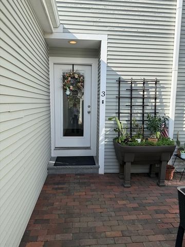 48 Valley Beach Ave 3, Hull, MA 02045