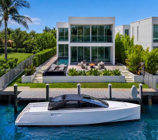 1011 W 48th Street 8, Miami Beach, FL 33140