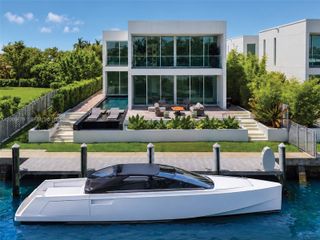 1011 W 48th Street 8, Miami Beach, FL 33140