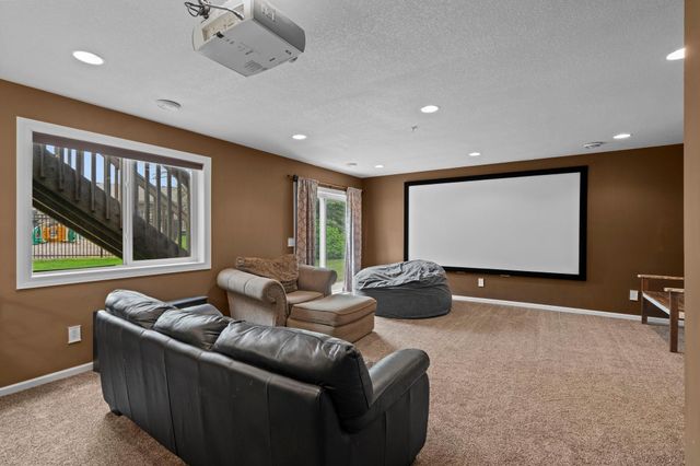 1221 118th Lane NE, Blaine, MN 55434