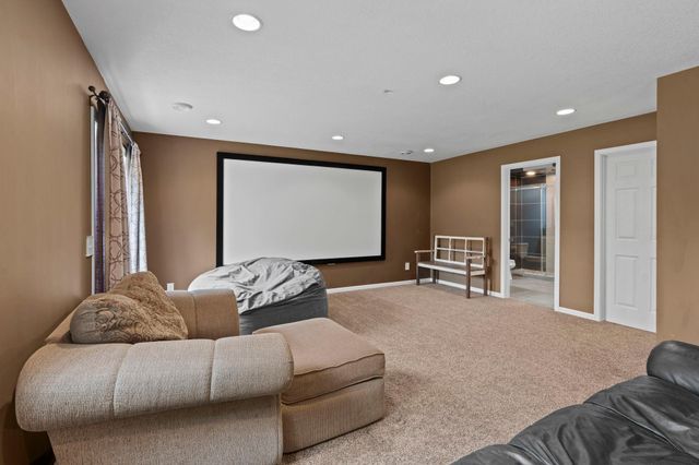 1221 118th Lane NE, Blaine, MN 55434