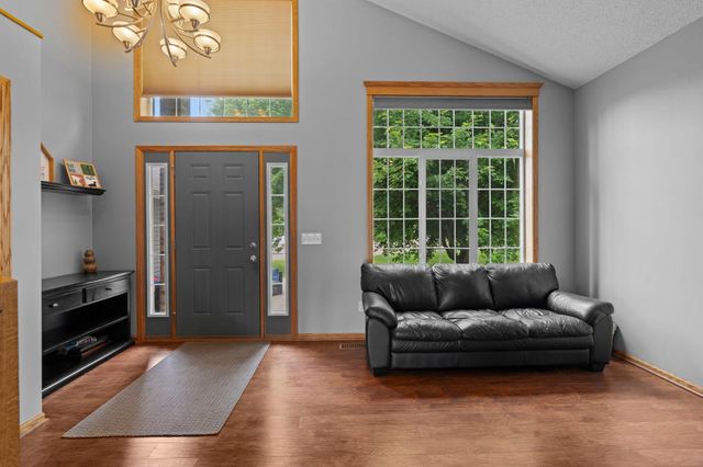 1221 118th Lane NE, Blaine, MN 55434