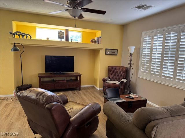 9149 Blue Raven Avenue, Las Vegas, NV 89143