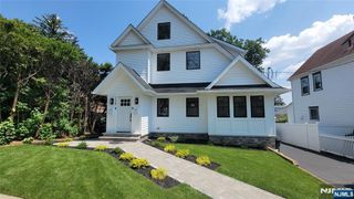 125 Franklin Avenue, Hasbrouck Heights, NJ 07604
