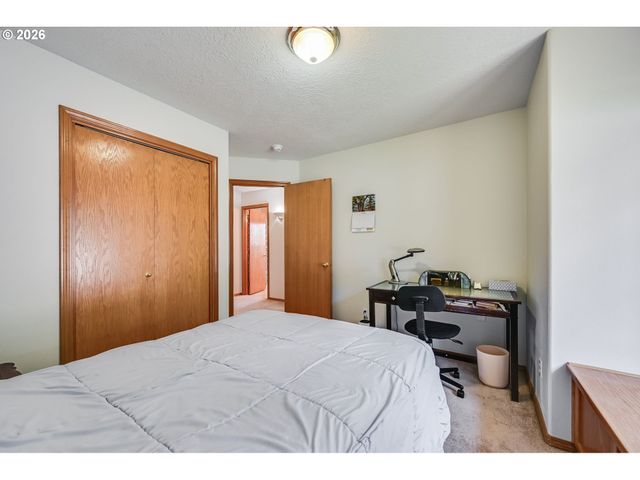 1035 WESTFARTHING Way Nw, Salem, OR 97304
