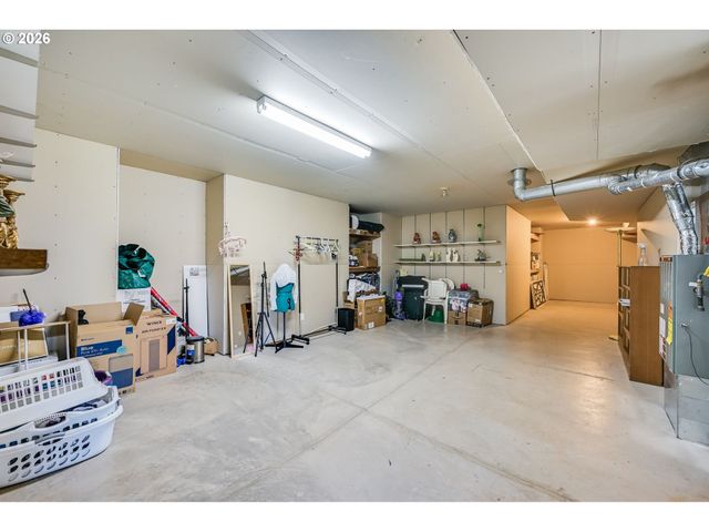 1035 WESTFARTHING Way Nw, Salem, OR 97304