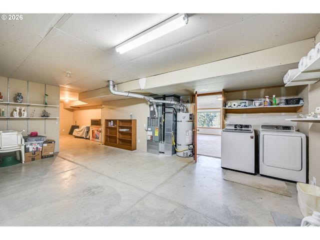 1035 WESTFARTHING Way Nw, Salem, OR 97304