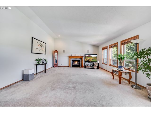 1035 WESTFARTHING Way Nw, Salem, OR 97304