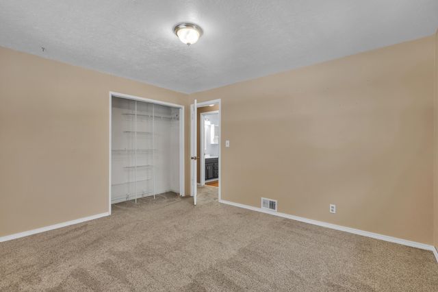 2017 N Laura St, Spokane, WA 99212