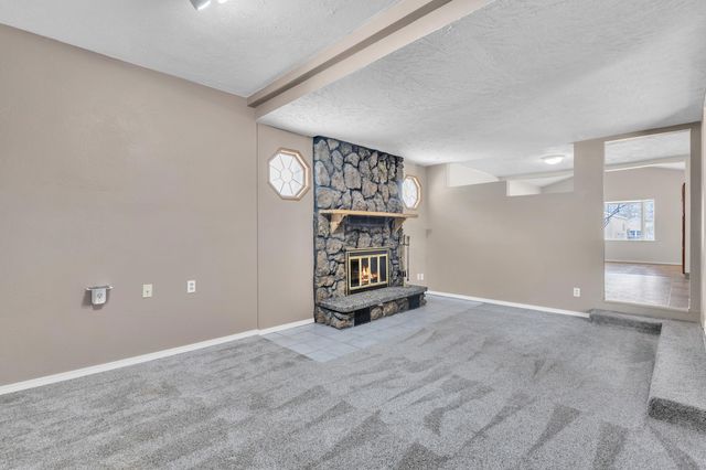 2017 N Laura St, Spokane, WA 99212