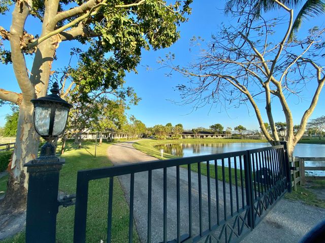 5110 S Shore Boulevard, Wellington, FL 33449