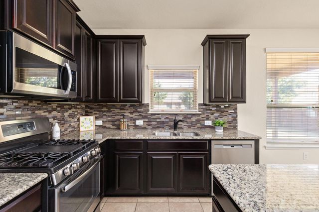 2400 Leonards PASS, Leander, TX 78641