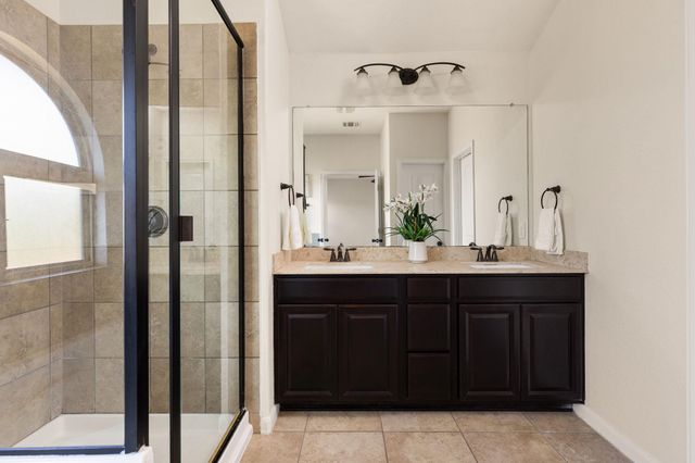 2400 Leonards PASS, Leander, TX 78641