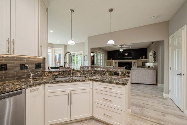 2726 Seneca Court NE, Cedar Rapids, IA 52402