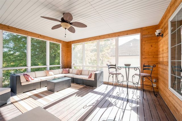 2726 Seneca Court NE, Cedar Rapids, IA 52402