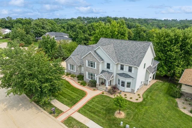 2726 Seneca Court NE, Cedar Rapids, IA 52402