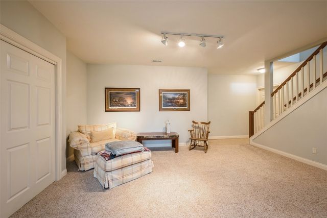 2726 Seneca Court NE, Cedar Rapids, IA 52402