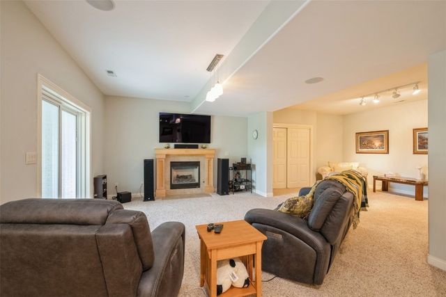 2726 Seneca Court NE, Cedar Rapids, IA 52402