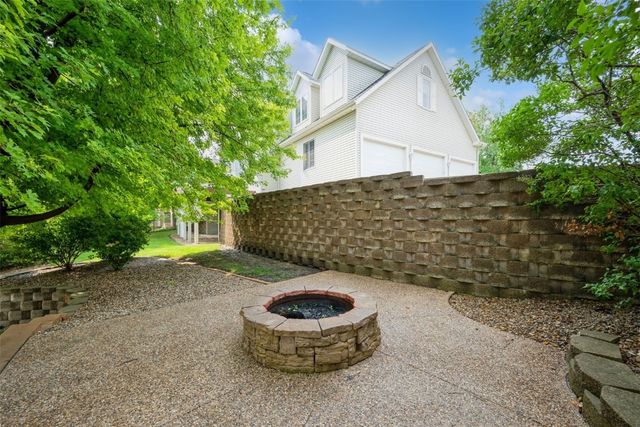 2726 Seneca Court NE, Cedar Rapids, IA 52402