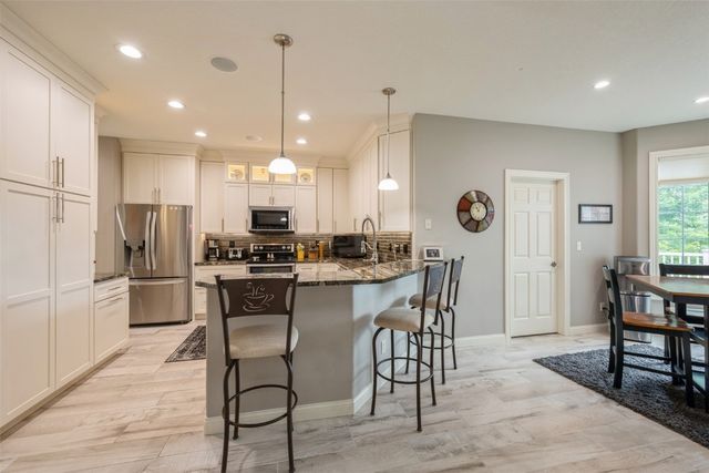 2726 Seneca Court NE, Cedar Rapids, IA 52402