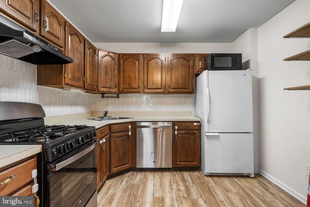 322 STEEPLECHASE CT, Woodbury, NJ 08096