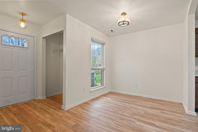 322 STEEPLECHASE CT, Woodbury, NJ 08096