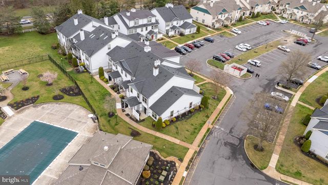 322 STEEPLECHASE CT, Woodbury, NJ 08096