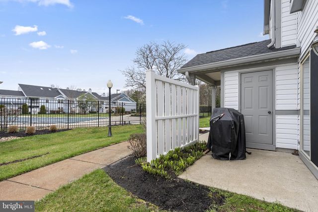 322 STEEPLECHASE CT, Woodbury, NJ 08096