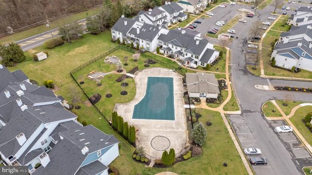 322 STEEPLECHASE CT, Woodbury, NJ 08096