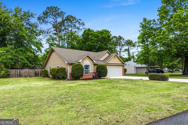 204 Azalea Court, Kingsland, GA 31548