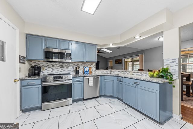 204 Azalea Court, Kingsland, GA 31548