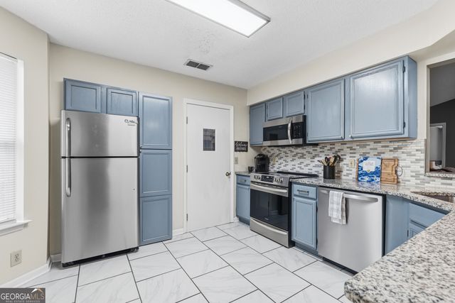 204 Azalea Court, Kingsland, GA 31548