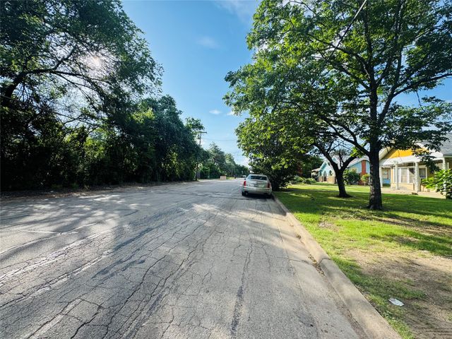 3217 N 27th Street, Waco, TX 76708