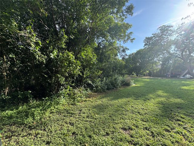 3217 N 27th Street, Waco, TX 76708