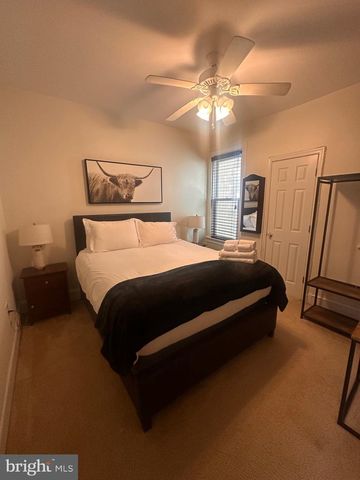 1423 E ST NE, Washington, DC 20002