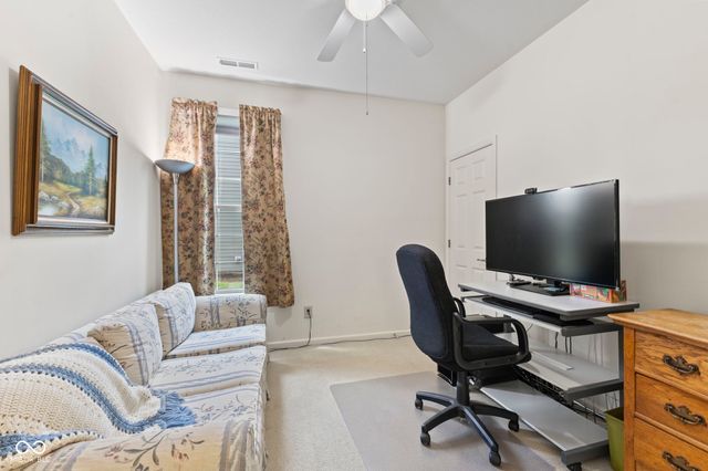 5855 W Port Drive, Mccordsville, IN 46055
