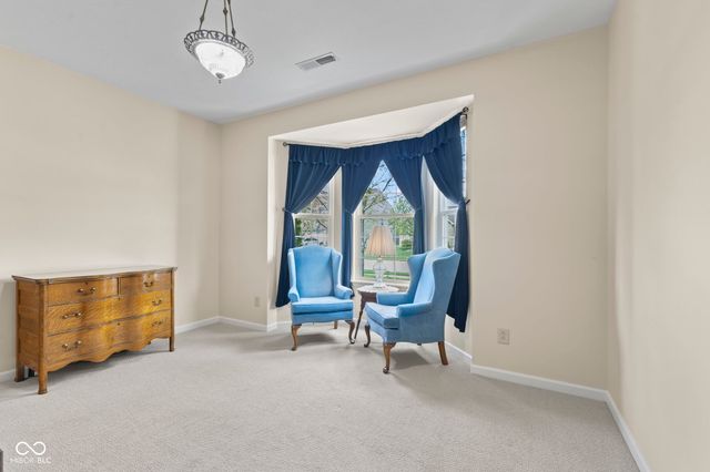 5855 W Port Drive, Mccordsville, IN 46055