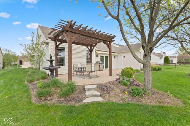 5855 W Port Drive, Mccordsville, IN 46055