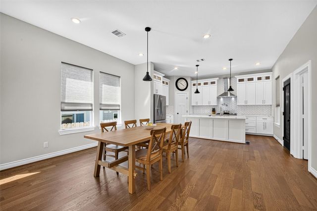 107.5 Shirleen Drive, Seabrook, TX 77586