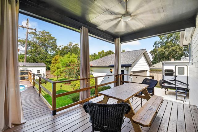 107.5 Shirleen Drive, Seabrook, TX 77586