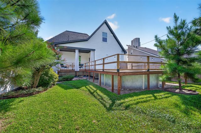107.5 Shirleen Drive, Seabrook, TX 77586