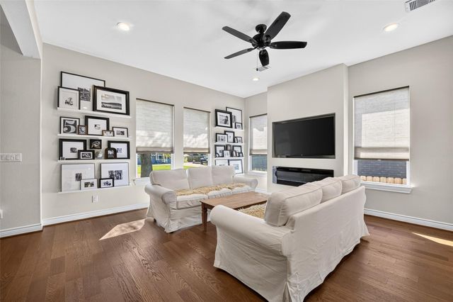 107.5 Shirleen Drive, Seabrook, TX 77586