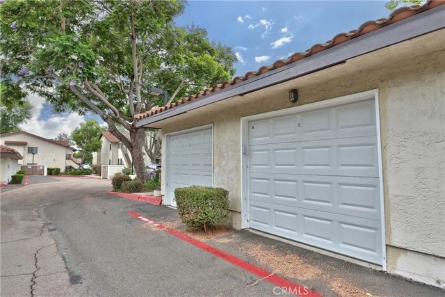 926 Lupine Hills Drive 15, Vista, CA 92081
