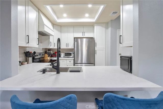 926 Lupine Hills Drive 15, Vista, CA 92081