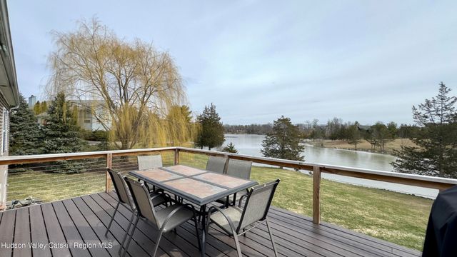 70 Travis Place, Athens, NY 12015