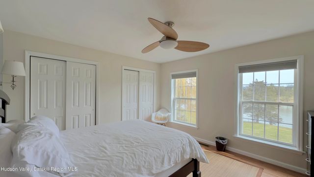 70 Travis Place, Athens, NY 12015