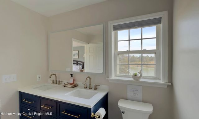 70 Travis Place, Athens, NY 12015