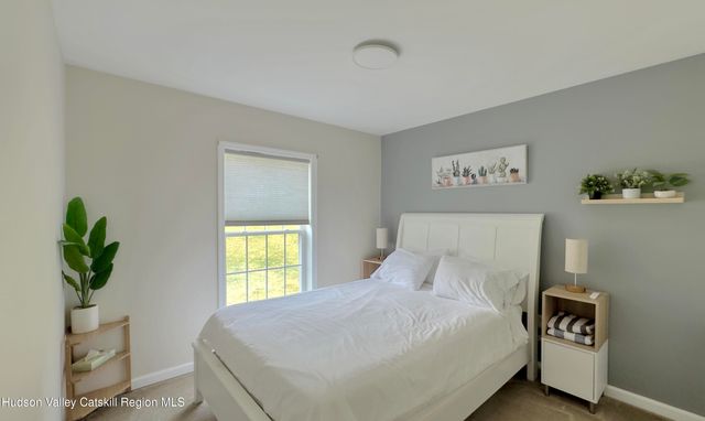 70 Travis Place, Athens, NY 12015