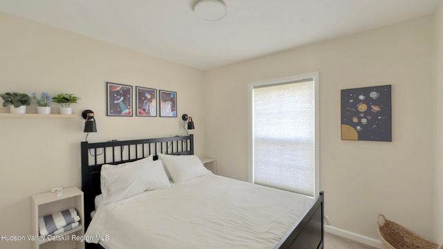 70 Travis Place, Athens, NY 12015