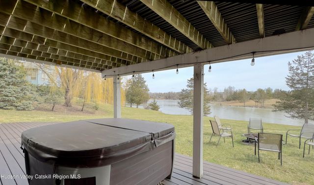 70 Travis Place, Athens, NY 12015